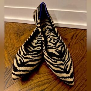 EUC Rare Zebra print Rothy’s Points